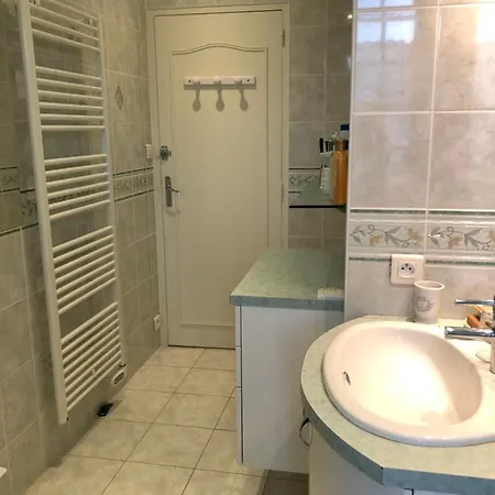 Chez Annie Bed & Breakfast 3*