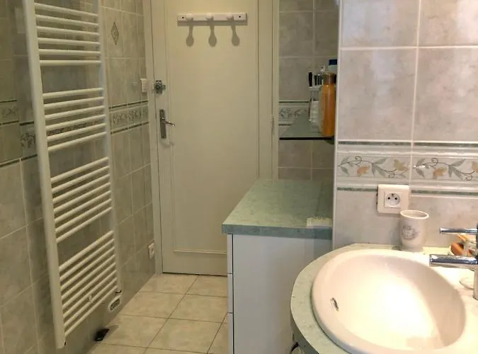 Chez Annie Bed & Breakfast 3*